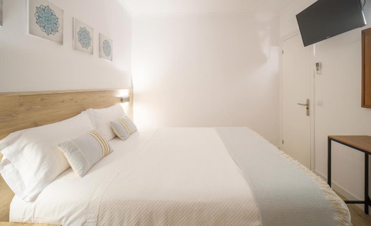 Hostal Menurka Ciutadella  Buitenkant foto