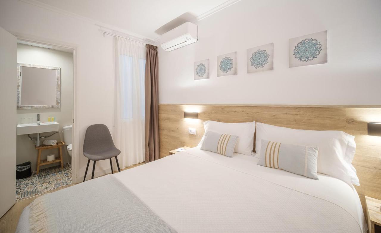 Hostal Menurka Ciutadella  Buitenkant foto